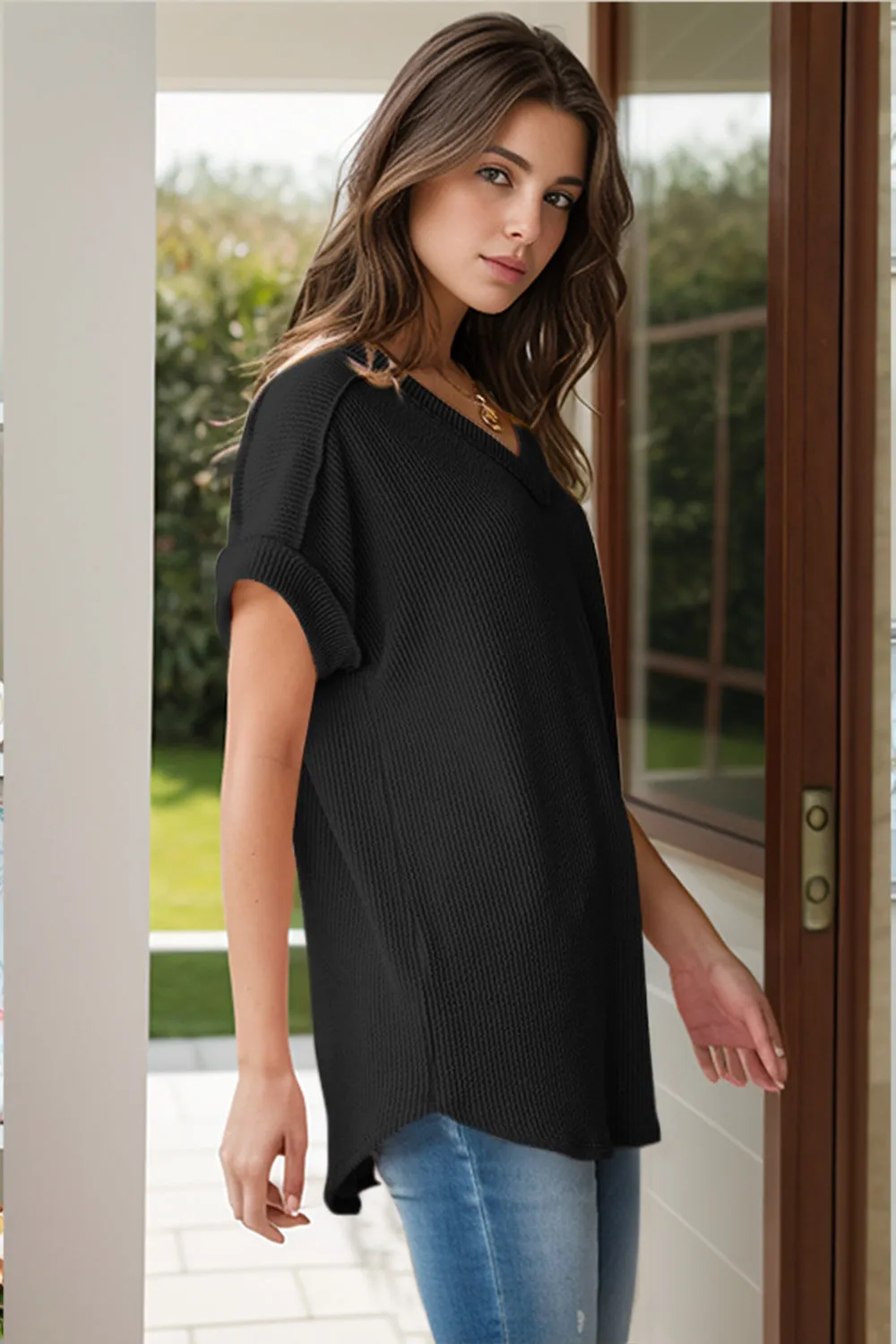 Alice Textured V-Neck Short Sleeve Top