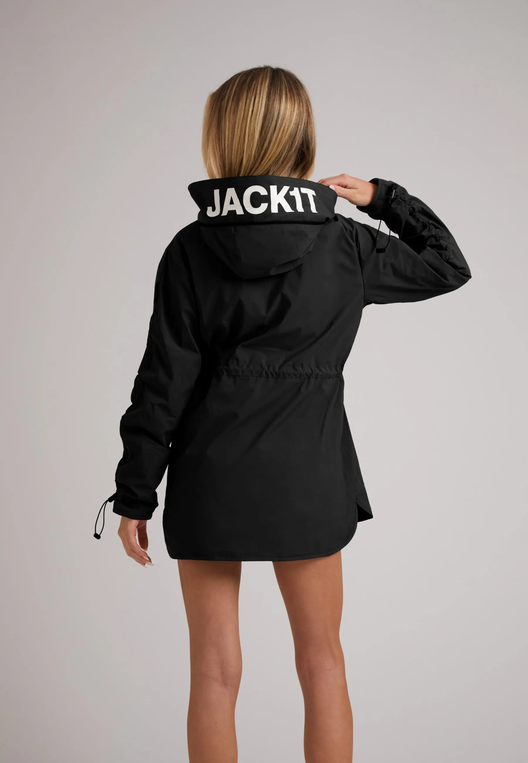 Helio Windbreaker