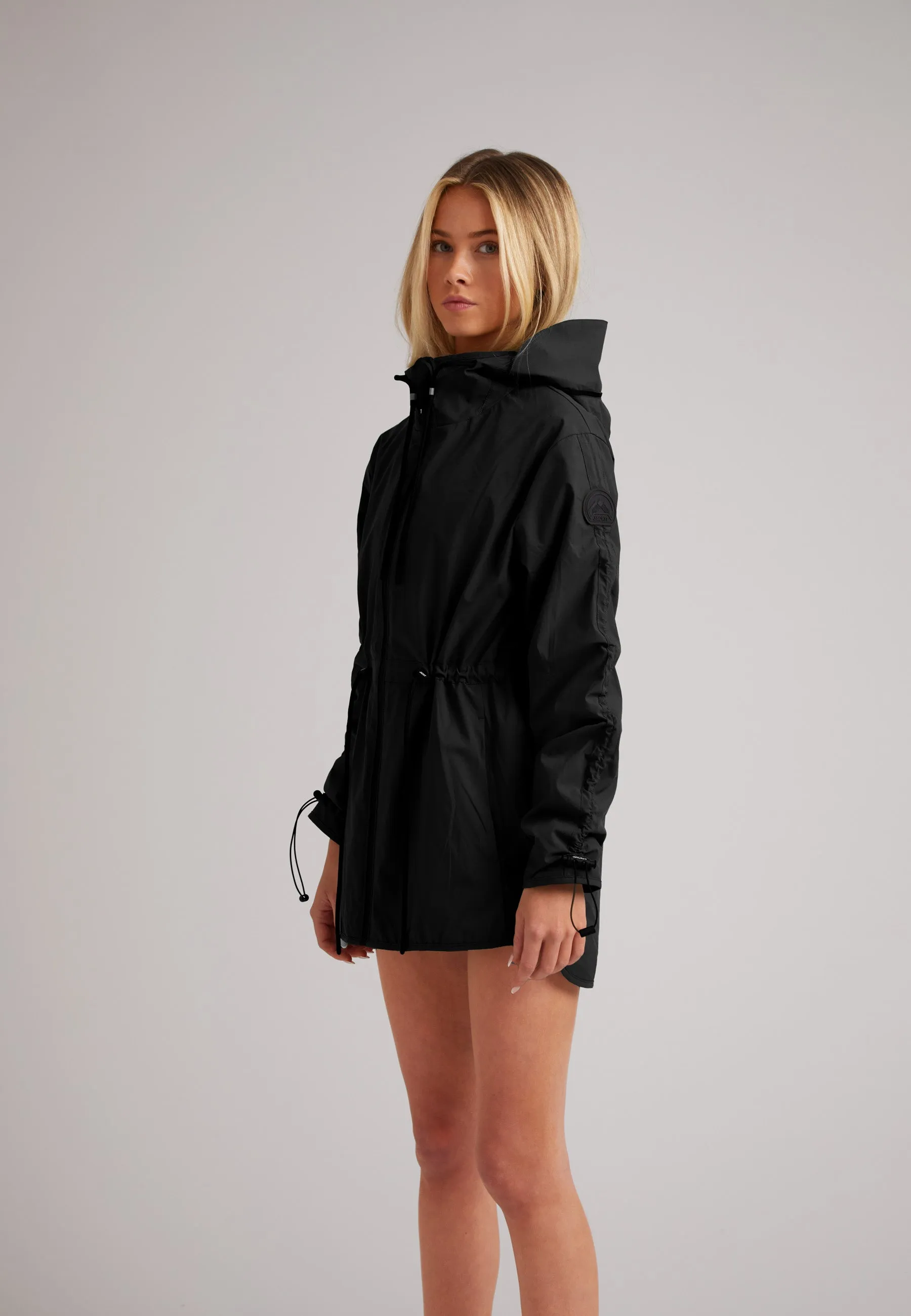 Helio Windbreaker