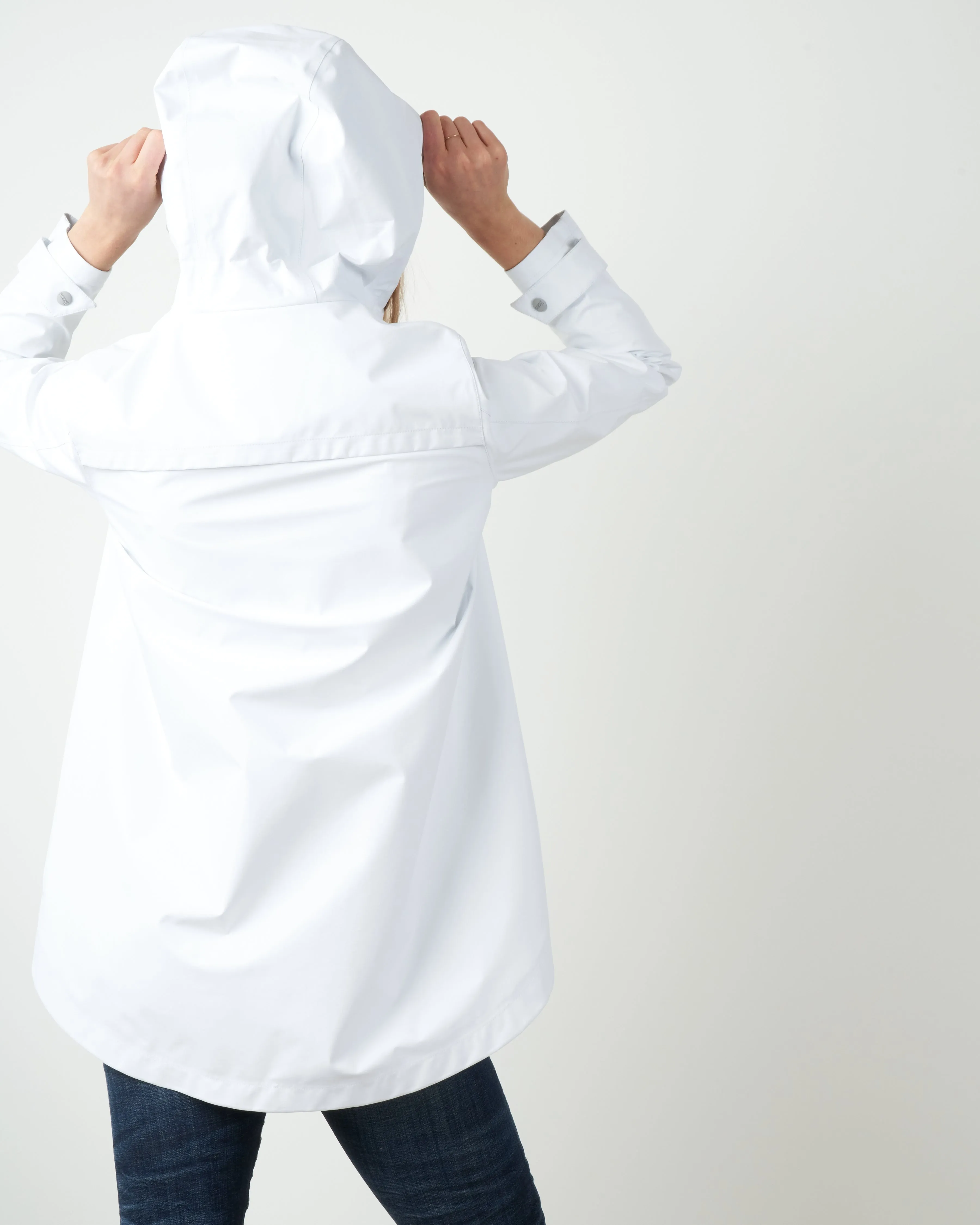 laminar coat w/ side snaps - white