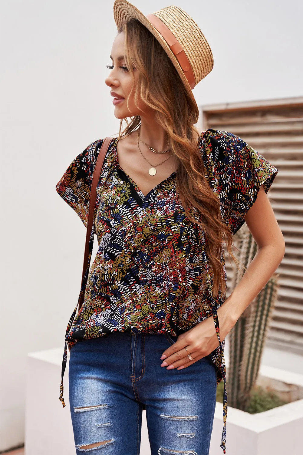 Multicolor Fashion Print Fantasy Fluttering V-neck Short Sleeve Blouse