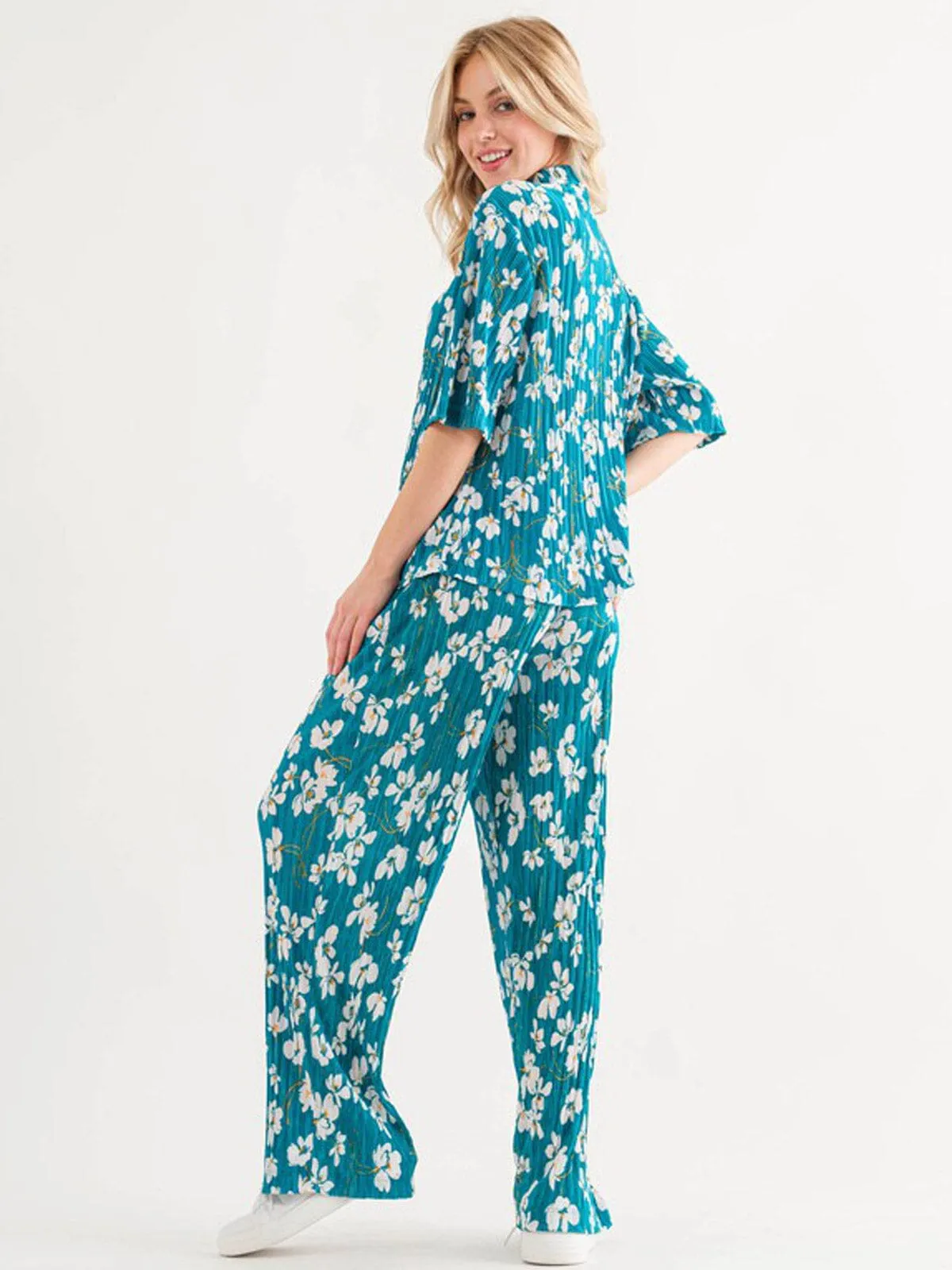 WOMEN'S SHORT SLEEVE TOP & HIGH WAIST PANTS 2PC. FLORAL SET