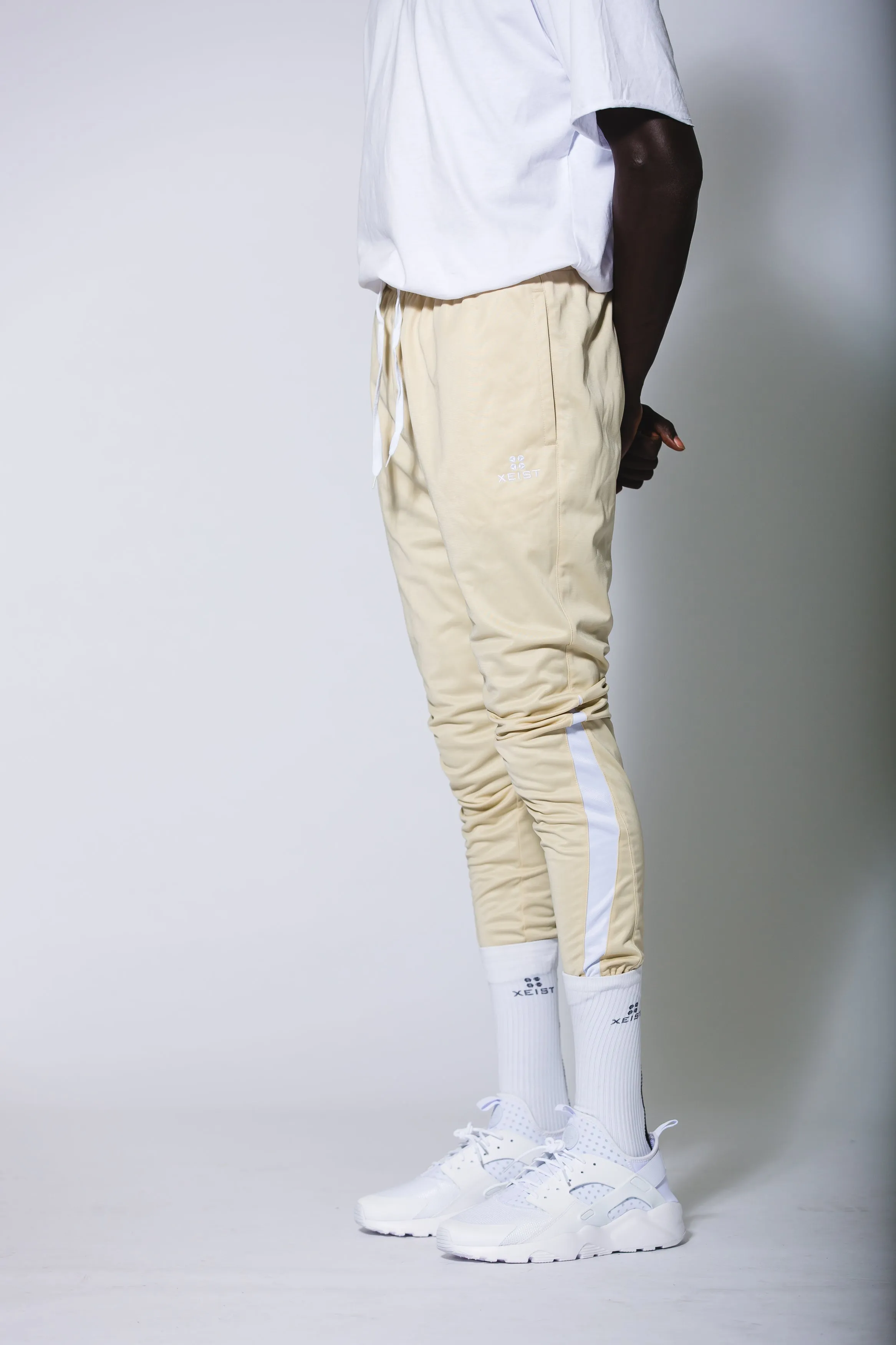 Xeist Gold 741z Joggers