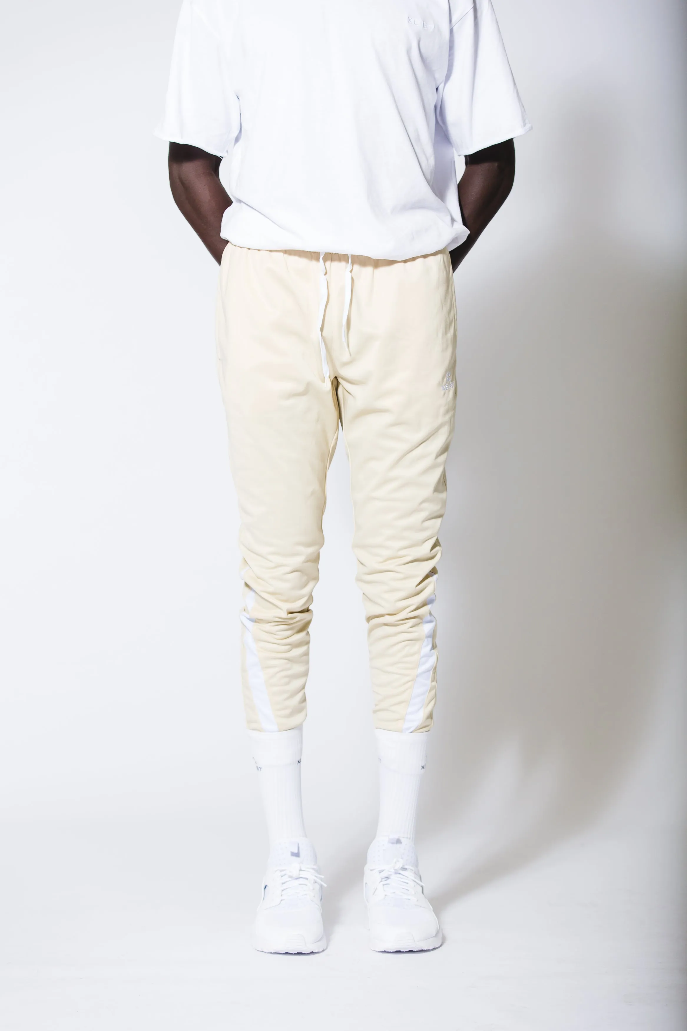 Xeist Gold 741z Joggers